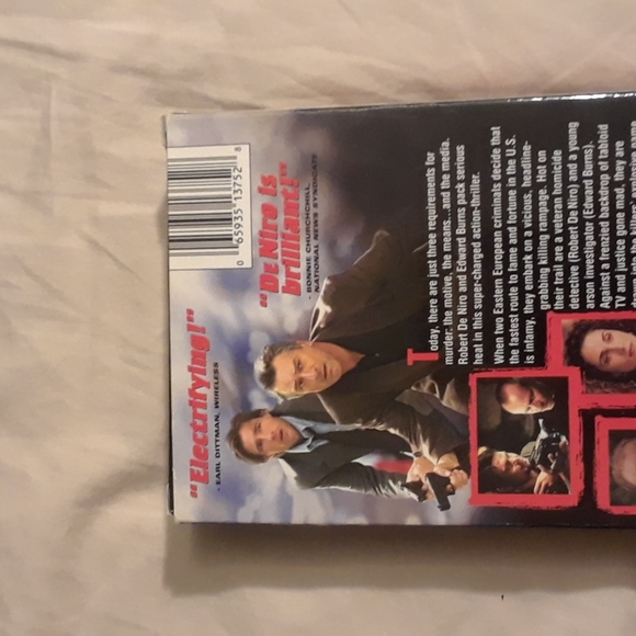 15 minutes Alliance Atlantis VHS video tape - Picture 4 of 7